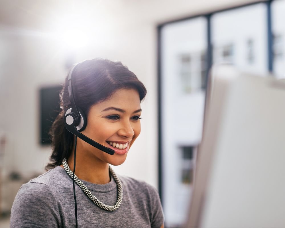 Customer-Service-min